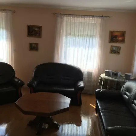 Apartamento Rubin Ház *